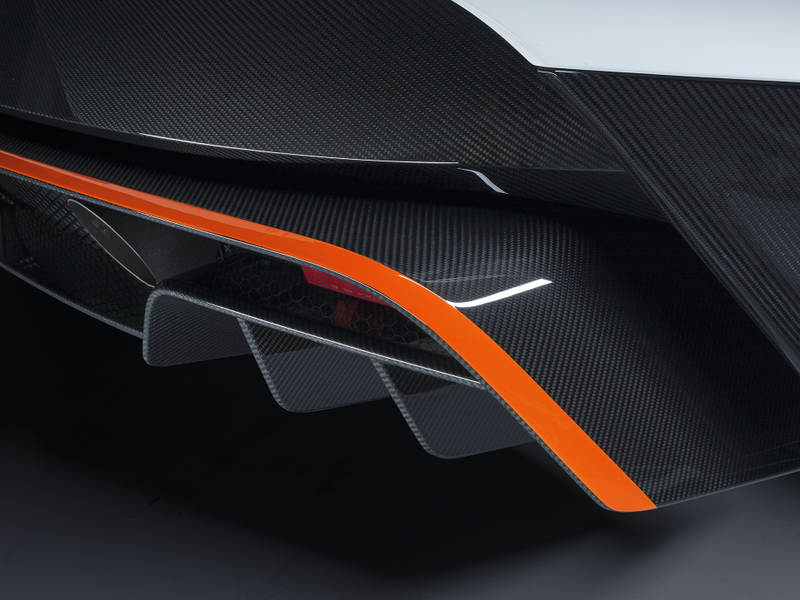 Illustration for article titled The Aston Martin Vantage GT3: The Ultimate V12 Lightweight